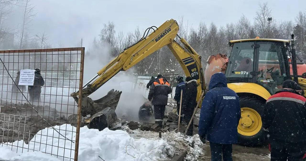 О ремонте теплотрассы на ул. Строителей