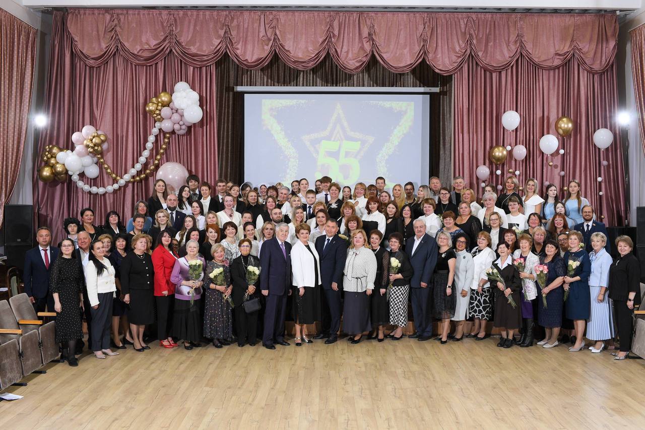 25 сентября свой 55-летний юбилей отметила Гимназия №1! — Краснознаменск