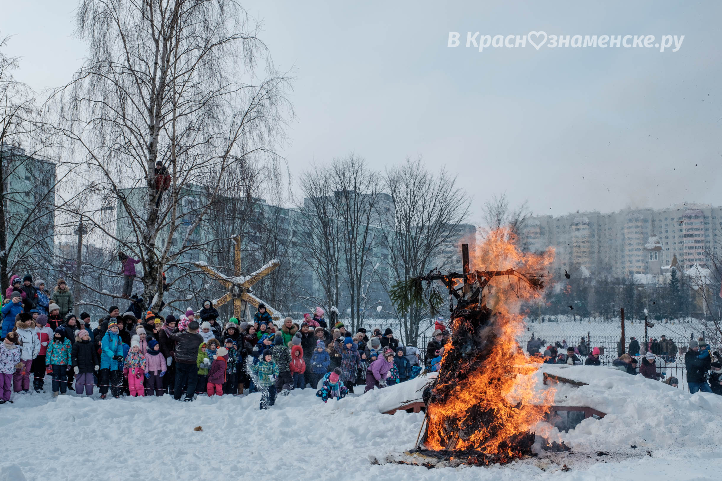 Масленица цпкио рязань. Масленица изборск. Масленица 2018. Абакан теремок праздник масленица. 02.