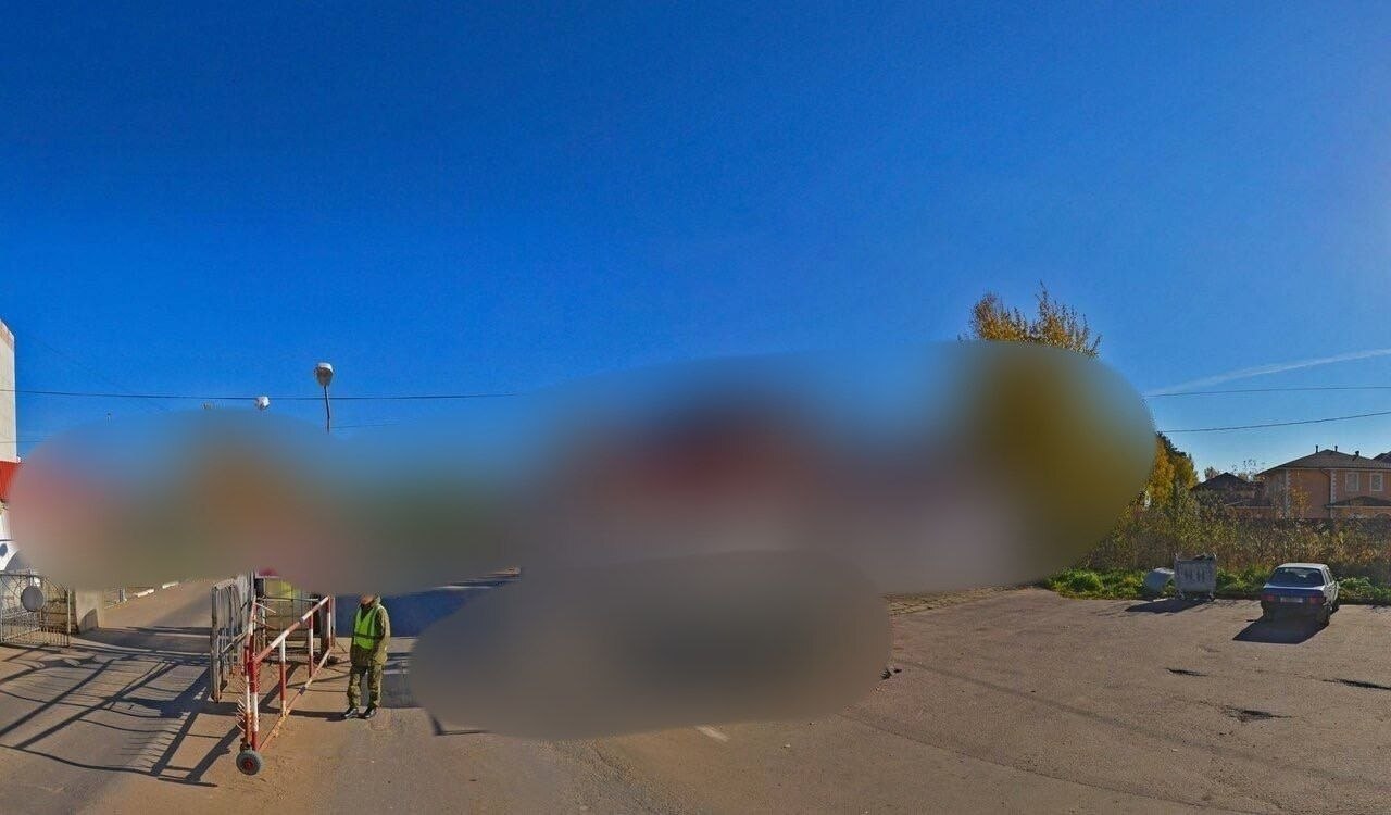 Где тогда вообще можно оставить машину, которая не имеет права въезда в город?