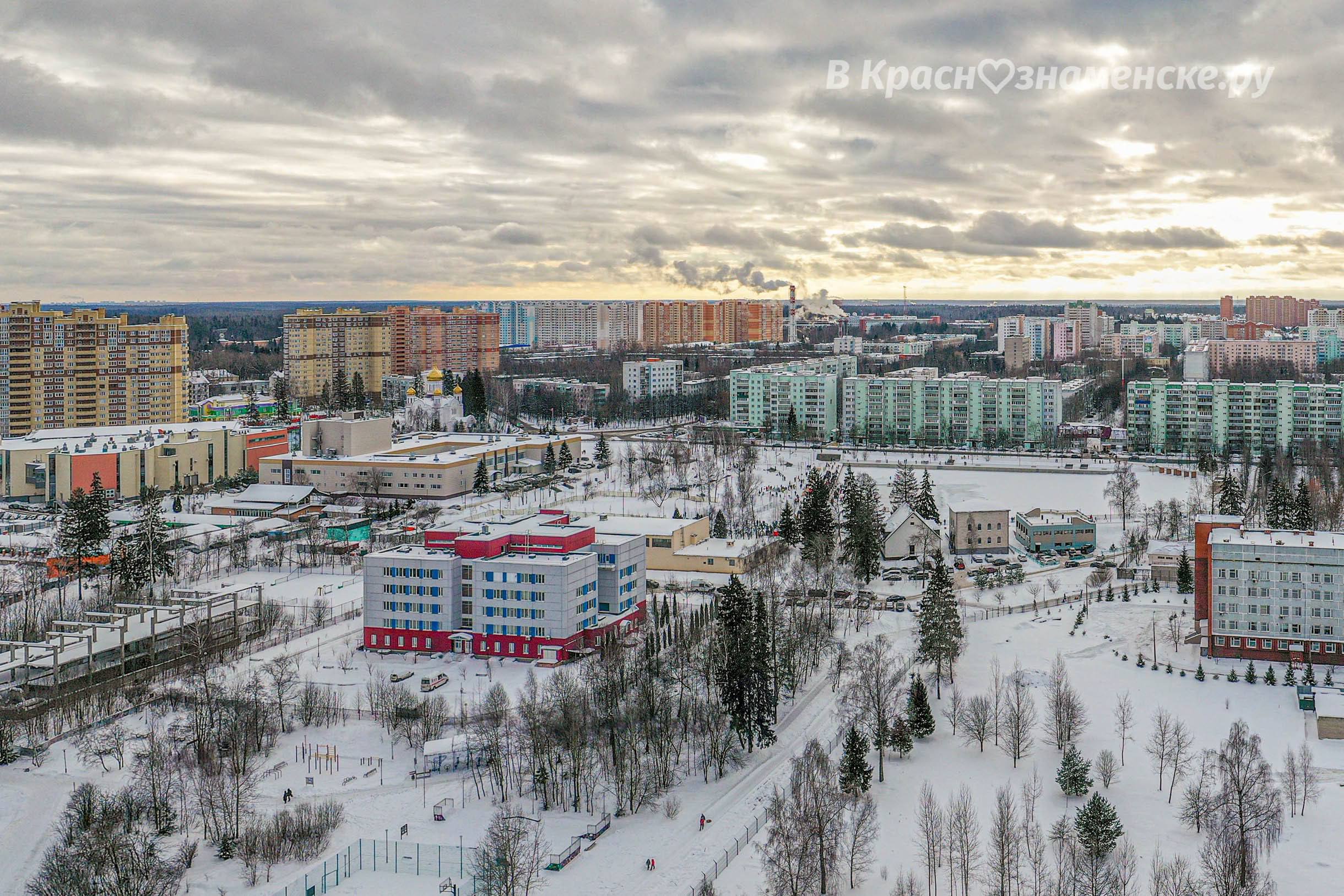 Зимний город с высоты