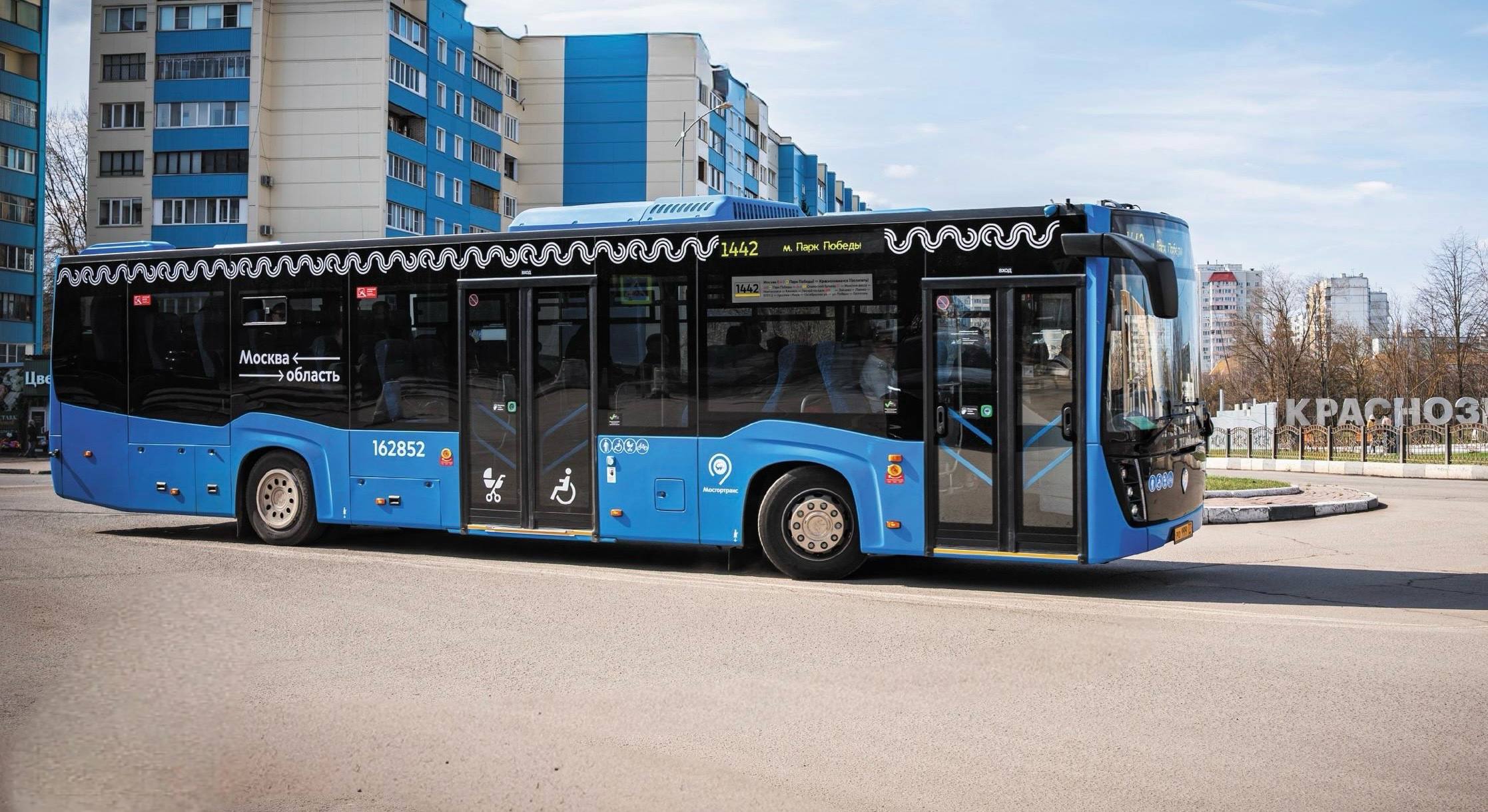 Давайте будем людьми и так же ездить по устоявшимся правилам очереди