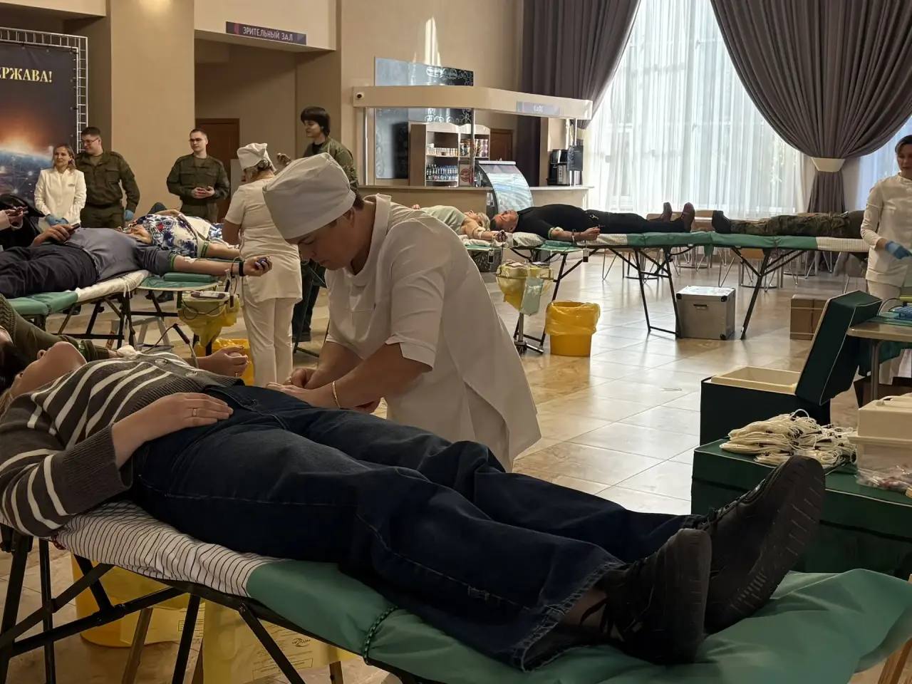 29 сентября в Доме офицеров стартовала донорская акция «Подари возможность жить!».