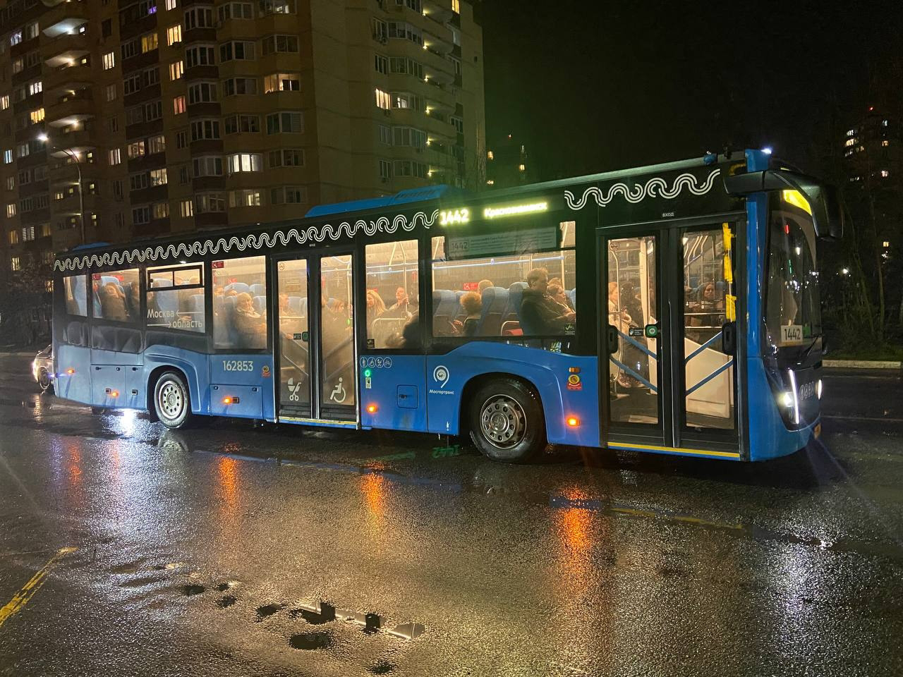 Оповещение остановок настолько громко,невозможно ехать так час-полтора