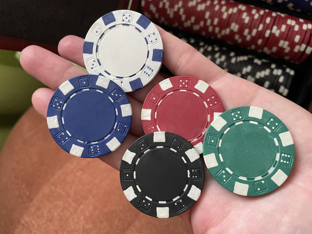 Фишки для покера без номинала. Набор для покера partida crown, 500 фишек. Без номинала. Домино фишки. Игровые фишки казино.