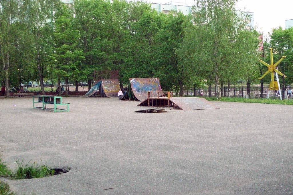 Те самые старые брутальные рампы на городском озере — Краснознаменск