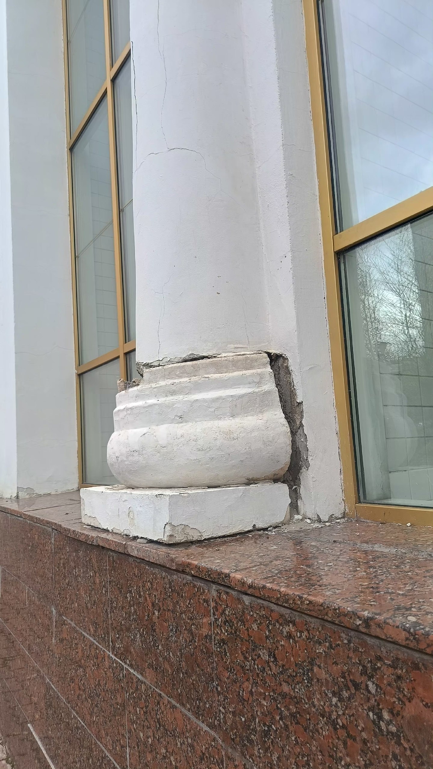 Планируется ли реконструкция фасада ЦРТДЮ?