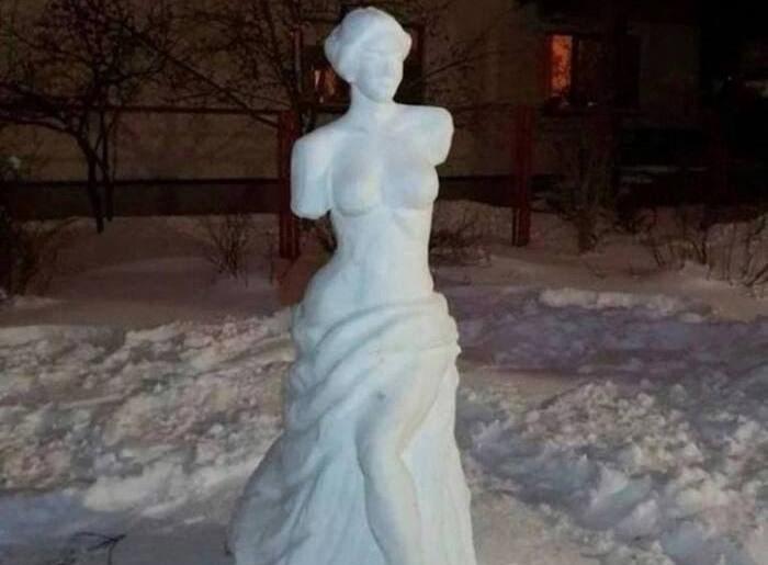 Немного о том, какую красоту могут сотворить жители города из снега