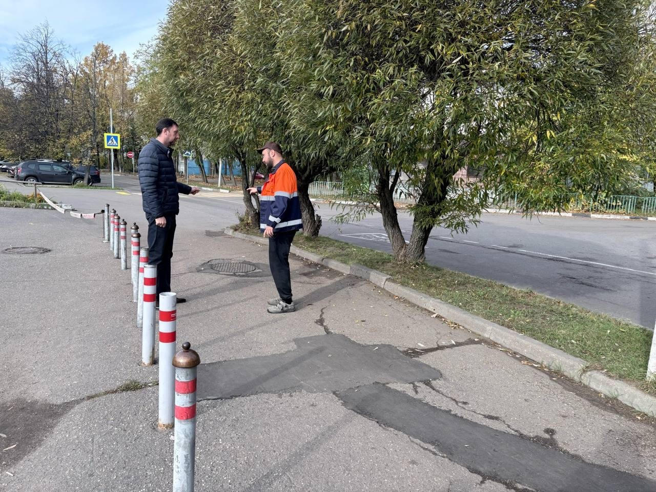7 октября заместители главы Краснознаменска провели обход городских территорий по обращениям жителей