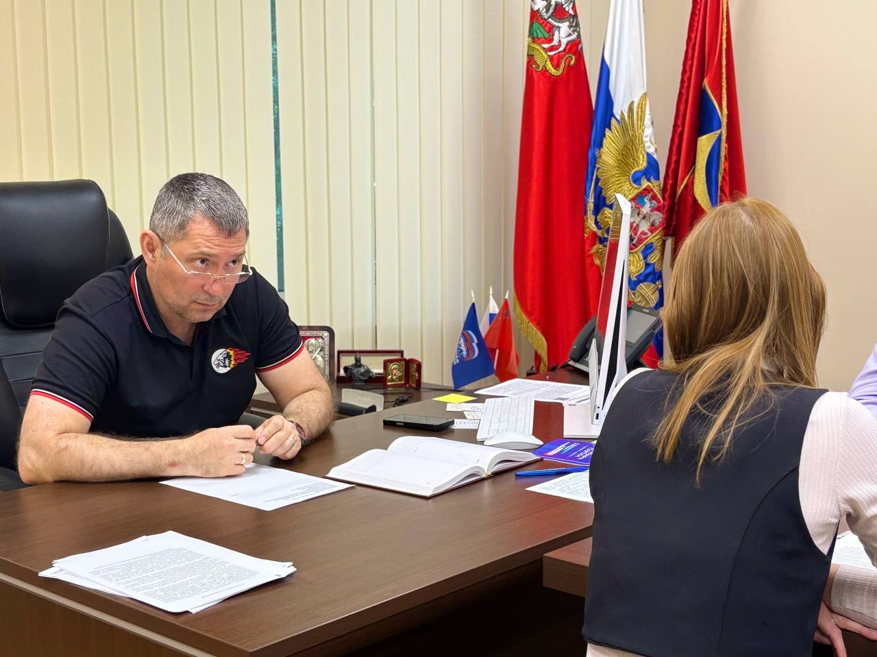 2 сентября глава Краснознаменска Игорь Головатик провёл традиционный приём граждан по личным вопросам