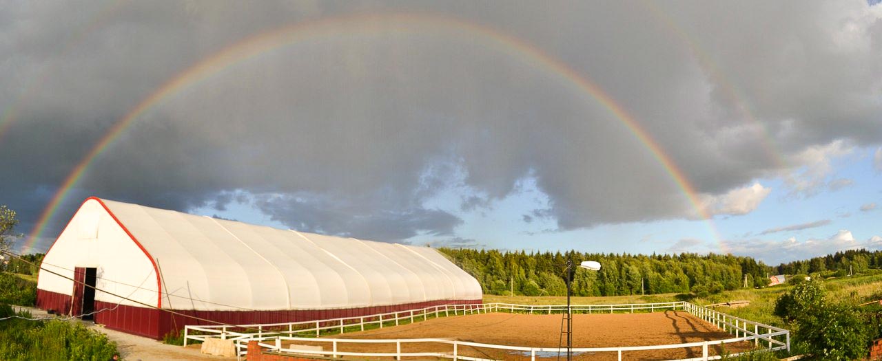 Конюшня около города Краснознаменск КСК 