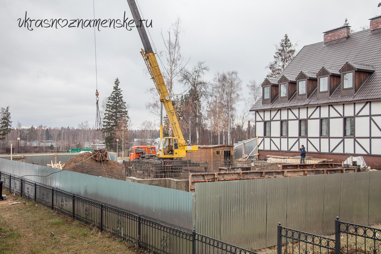 Стройка на городском озере в Краснознаменске