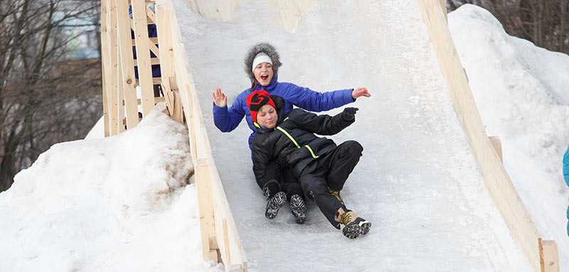 Горка на площади Ленина Горка на площади Ленина