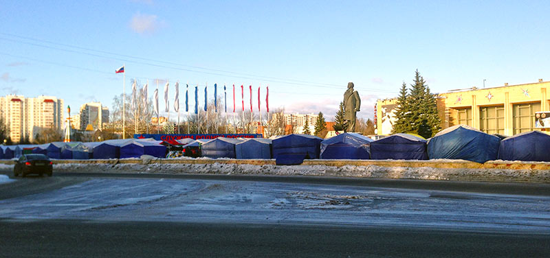 Ленин следит за базаром