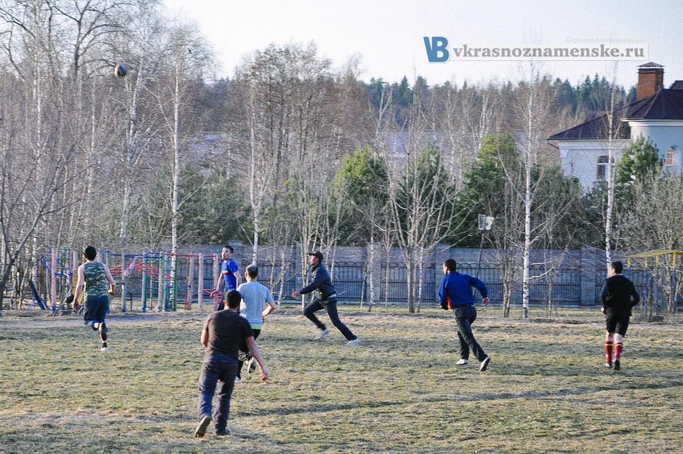 футбол в Краснознаменске футбол в Краснознаменске