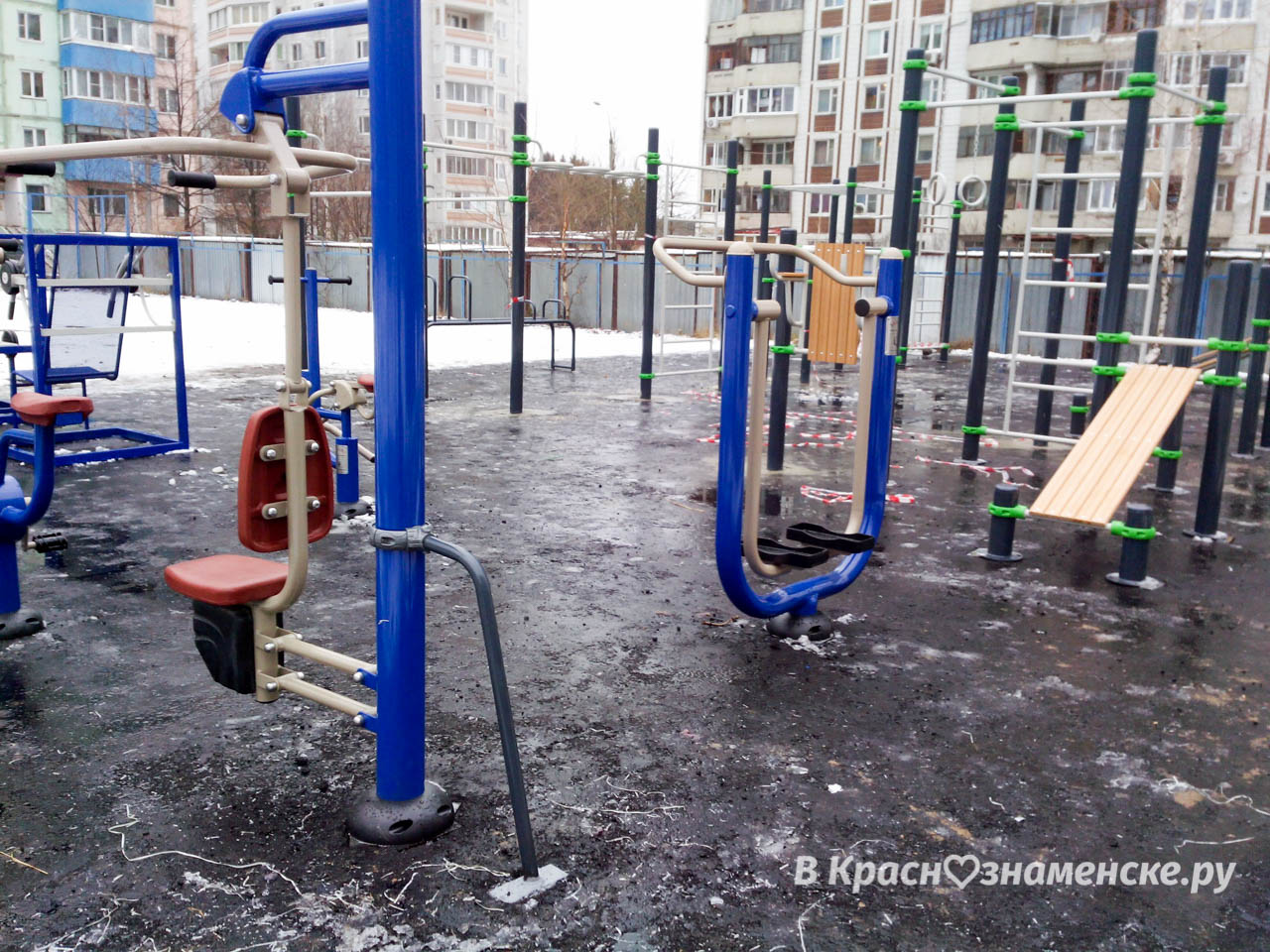 Спортплощадка в городе Краснознаменск Московской области Спортплощадка в городе Краснознаменск Московской области