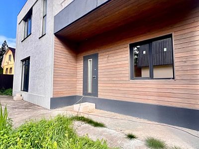 Продам, 210 кв.м, 6 соток, Отдельный дом