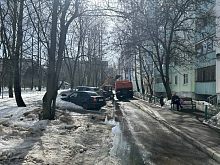 Владимир Пирогов проконтролировал работы по уборке и вывозу снега на ул. Победы