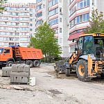 На ул. Строителей д.2 проводится благоустройство дворовой территории