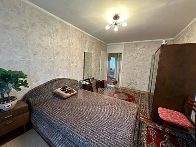 Продам, 56 кв.м, 3-комнатная