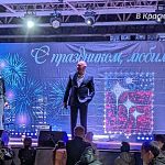 Праздничный концерт продолжил Роман Гуцалюк — Краснознаменск