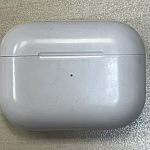 Найден кейс для AirPods
