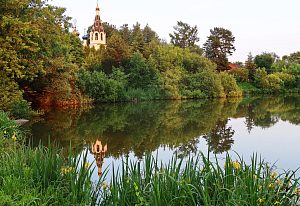 Сидоровская церковь на закате. 