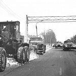 Уборка снега на Минском шоссе в районе ДРСУ-4 (ДЭУ). 1980-е годы. Из архива Управление дороги Москва-Минск.