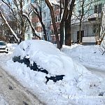 Где владельцы снежных сугробов?