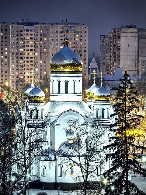 Храм в Рождество