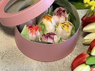 Зефирные цветы для женщин на 8 марта 
