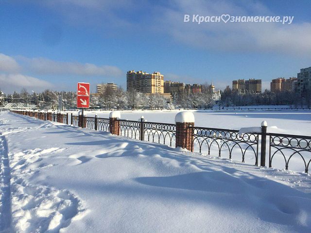 Озёрный забор, был прекрасен в любую погоду