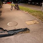 Неогороженный ремонт тротуара по адресу Краснознамённая 19, привёл к ремонту велосипеда