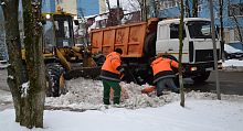 В Краснознаменске продолжается активная уборка снега