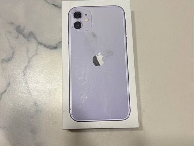 Продаю IPhone 11 64 gb
