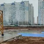 В Краснознаменске продолжается строительство образовательного центра