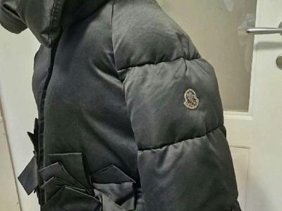 Пуховик Moncler ( оригинал), 46 размер