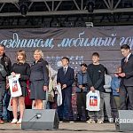Вручение паспортов в городском парке — Краснознаменск