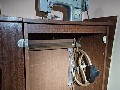 Швейная машинка ножная СССР бу