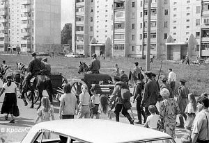 День города гуляния по ул.Победы