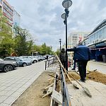 Небольшое благоустройство около городского рынка.