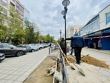 Небольшое благоустройство около городского рынка.