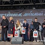 Вручение паспортов в городском парке — Краснознаменск