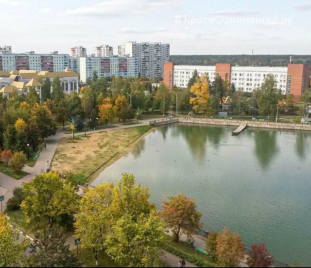 Ретро городское озеро