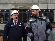 В рамках проекта «Новая школа» партии «Единая Россия» проверил ход строительства нового образовательного центра на ул. Связисты