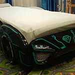 Кровать-машинка