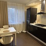 Продам, 75 кв.м, 2-комнатная