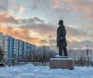 Под солнечным февральским небом