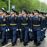 Никогда не писала и не вступала в перепалку, но здесь прямо накипело относительно нападок на Главу по поводу отмены парада.