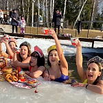С масленицей! (c) КОСМИЧЕСКИЕ МОРЖИ